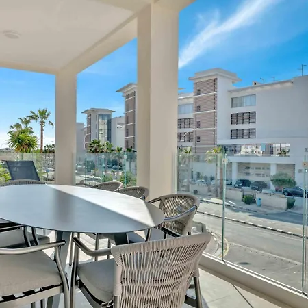 Phaedrus Living: Seaview Luxury Flat Limnaria 150 Paphos
