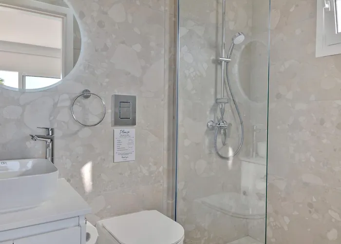 아파트 Phaedrus Living: Seaview Luxury Flat Limnaria 150 *