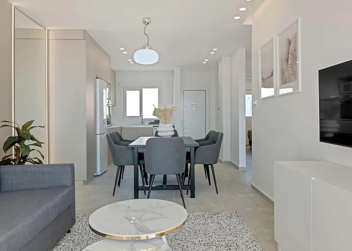 아파트 Phaedrus Living: Seaview Luxury Flat Limnaria 150